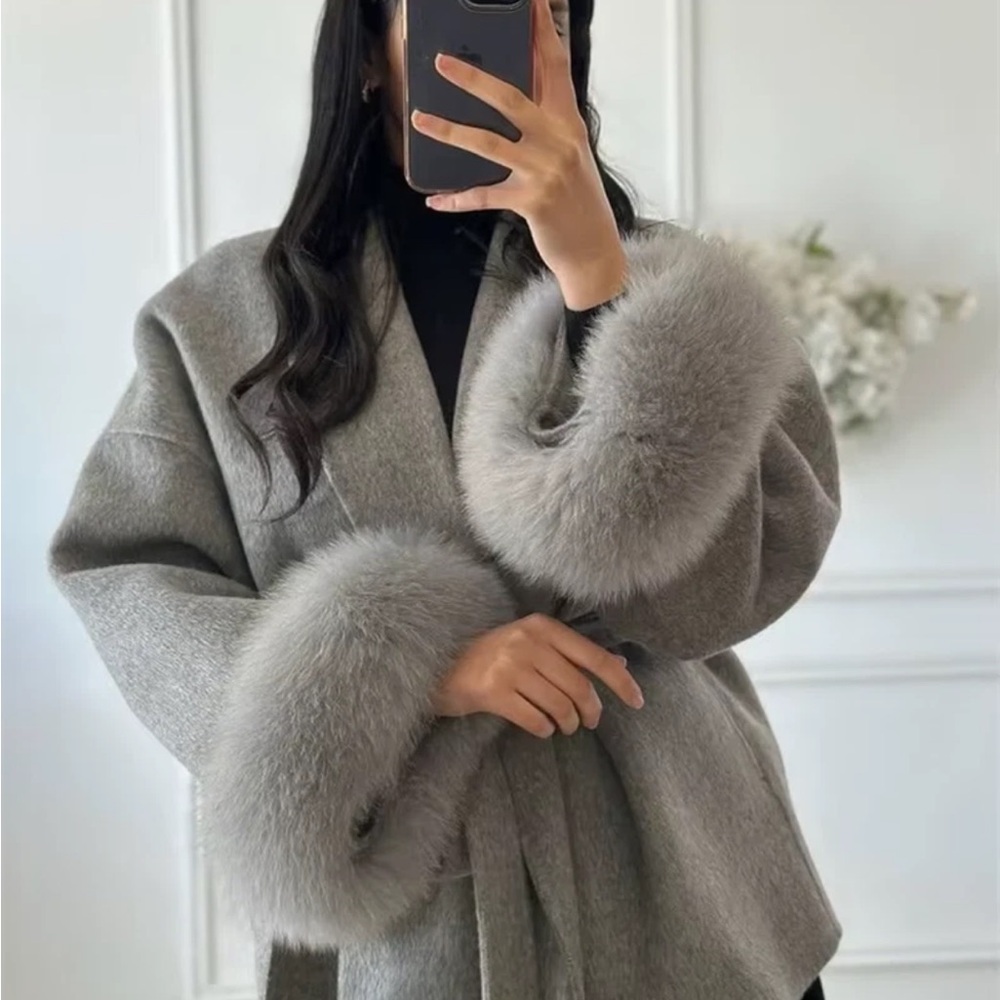 Elegant Gray Coat with Faux Fur Trim